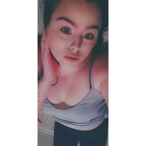 Meet your Posher, Danika